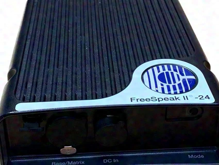 CLEAR-COM FSII-TCVR-24 2.4GHZ Free Speak II, ACTIVE ANTENA, SUPPORTS 4 BELT Intercom