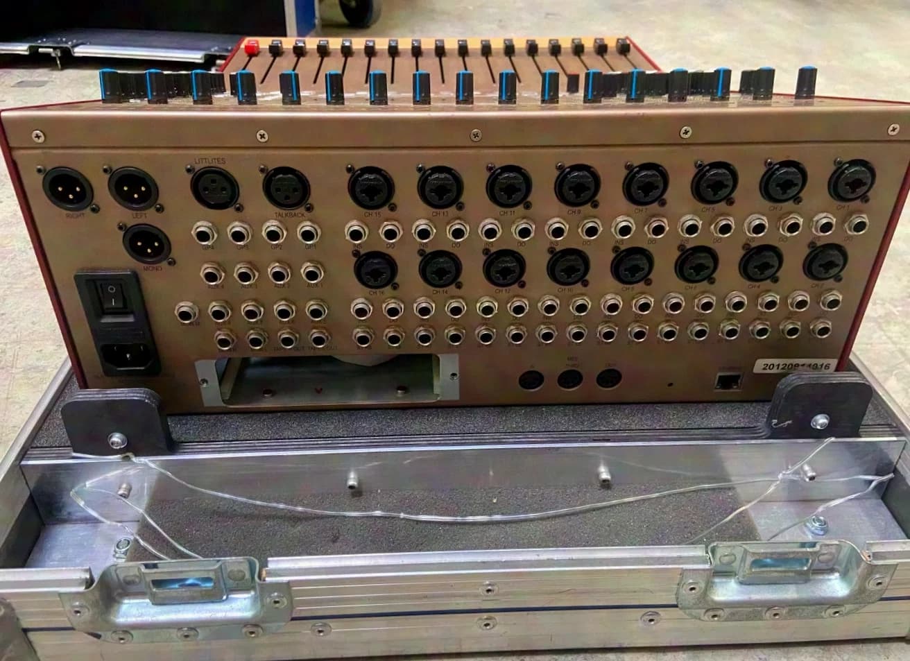 Cadac CDC Four Digital Console