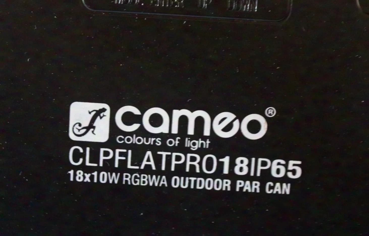 Cameo Cameo FLAT PRO 18 IP65 18 x 10 W FLAT LED Outdoor Spotlight