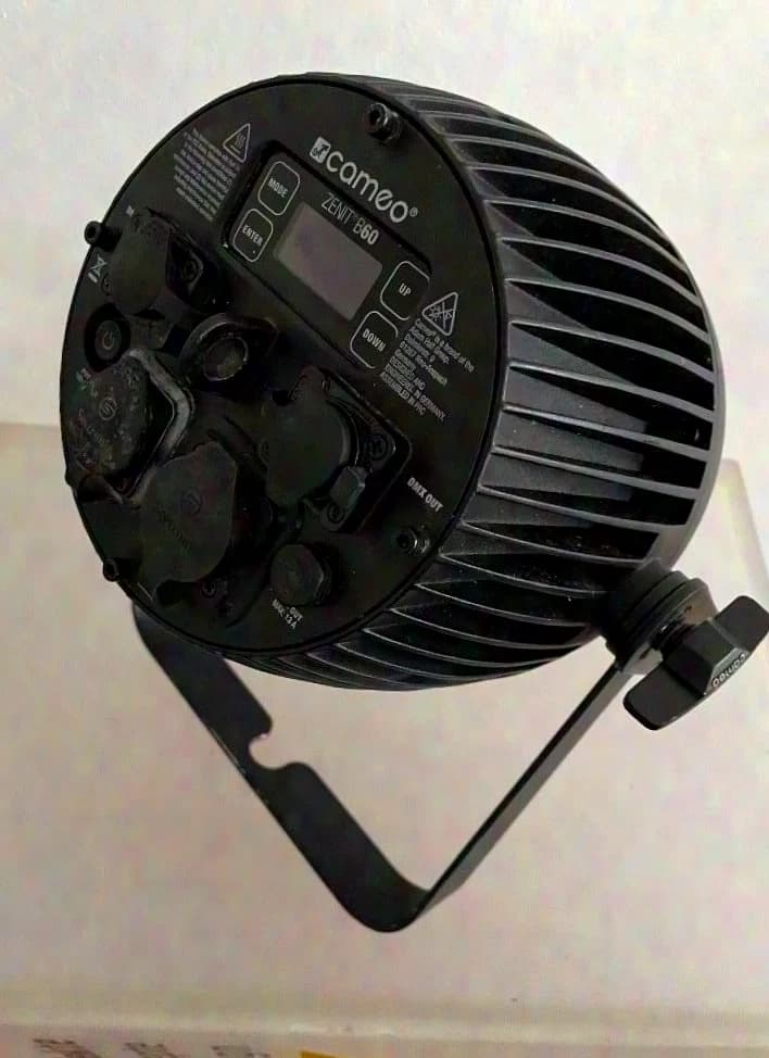 Cameo ZENIT B60 B Akku LED Outdoor PAR, BLACK, RGBW, 4x15W 4in1 LED, 11° Beam, IP65,