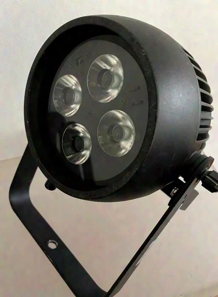 Cameo ZENIT B60 B Akku LED Outdoor PAR, BLACK, RGBW, 4x15W 4in1 LED, 11° Beam, IP65,