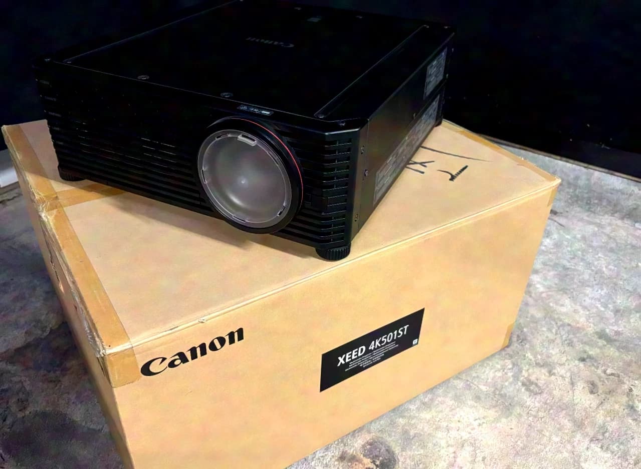 Canon XEED 4K501ST