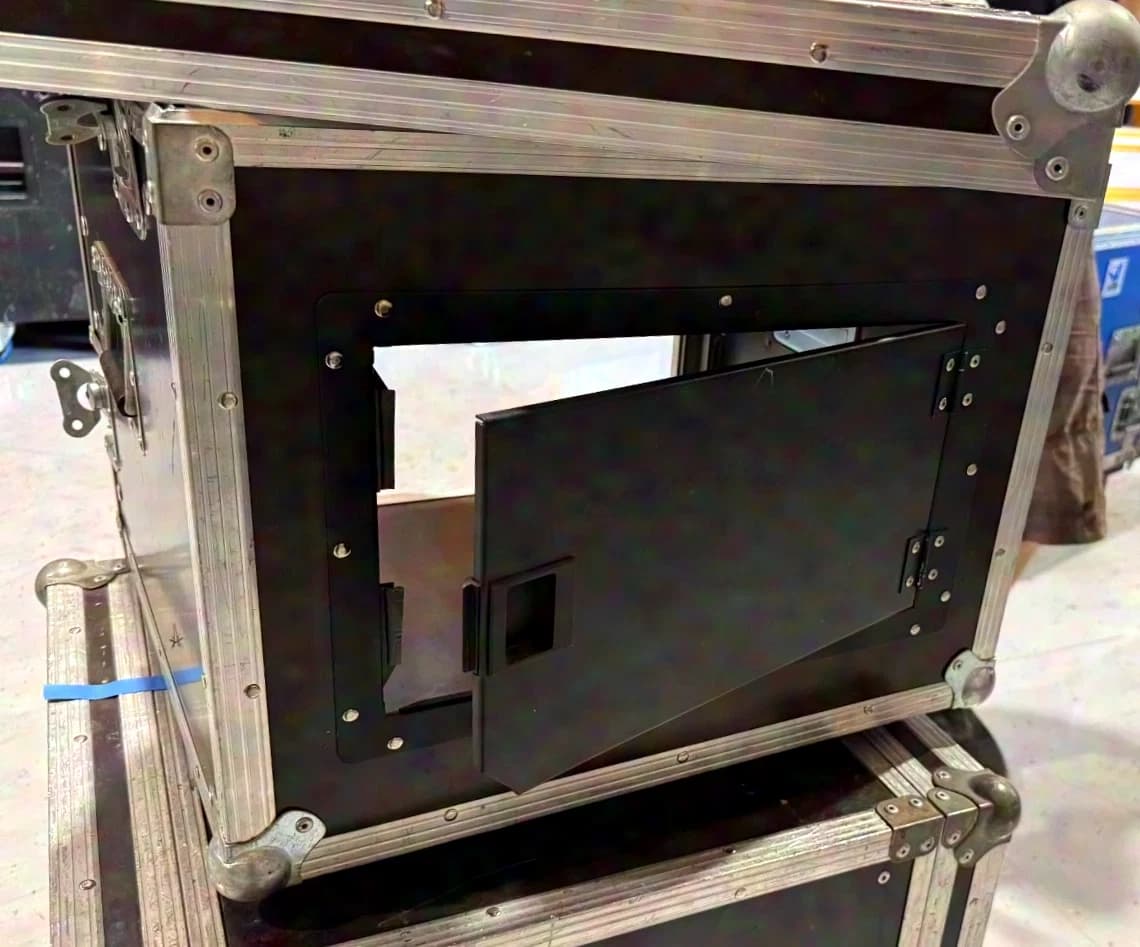 Case L Rack