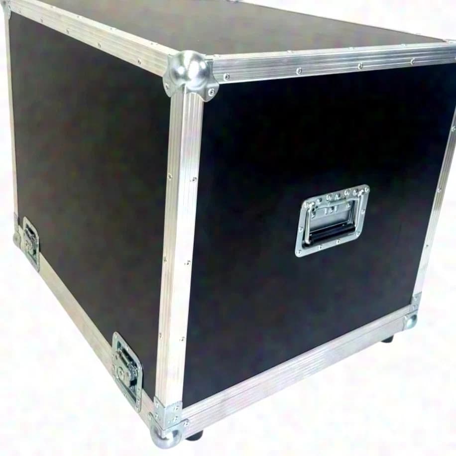 Casebase Case exterior dimensions 70x60x58