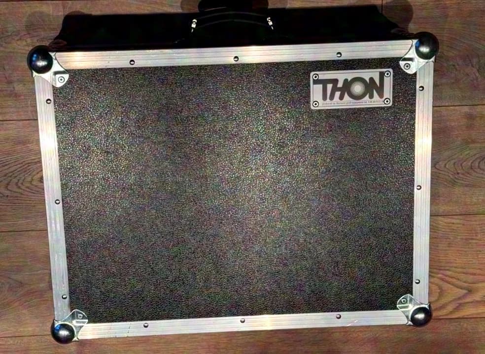 ChamSys ChamSys QuickQ 10 incl. Original Thon Case - Like New