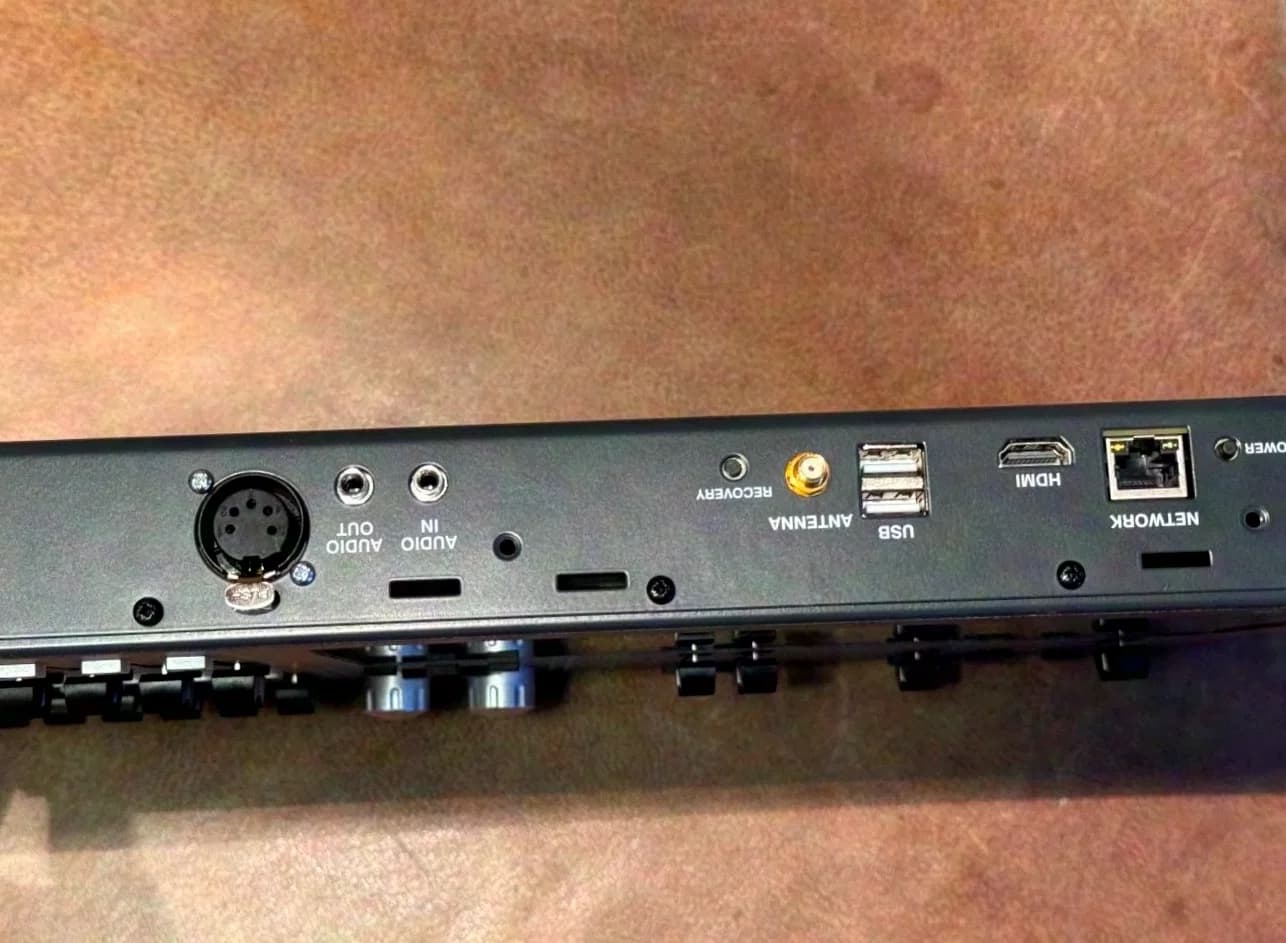 ChamSys ChamSys QuickQ 10 incl. Original Thon Case - Like New