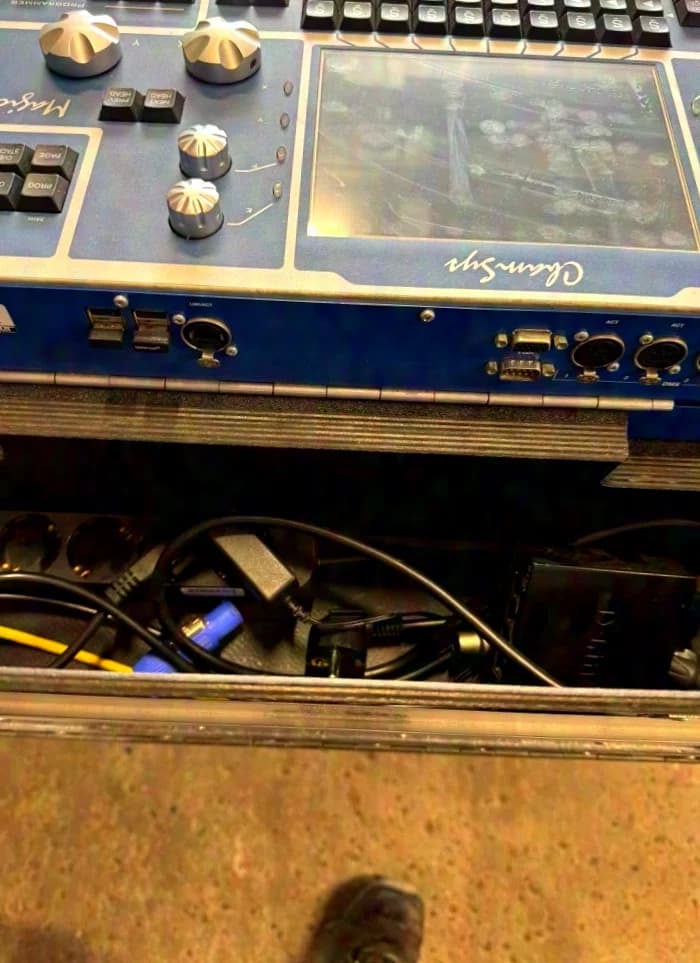 Chamsys MQ40N