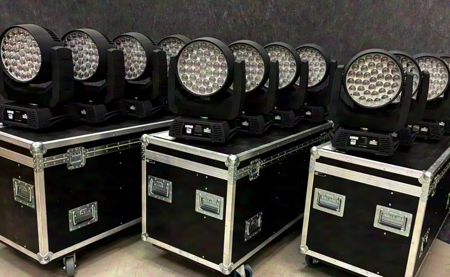 Chauvet Professional R3X 37x 25W LED Washlight 12-piece set