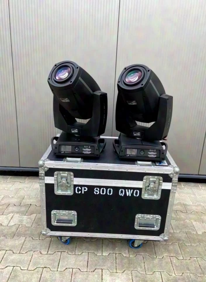 Clay Paky Alpha Spot QWO 800 incl. case