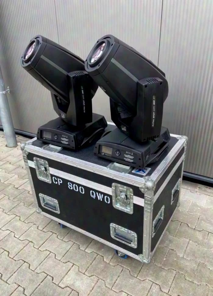 Clay Paky Alpha Spot QWO 800 incl. case