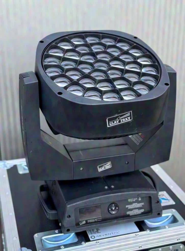 Clay Paky K20 B-Eye incl. Case