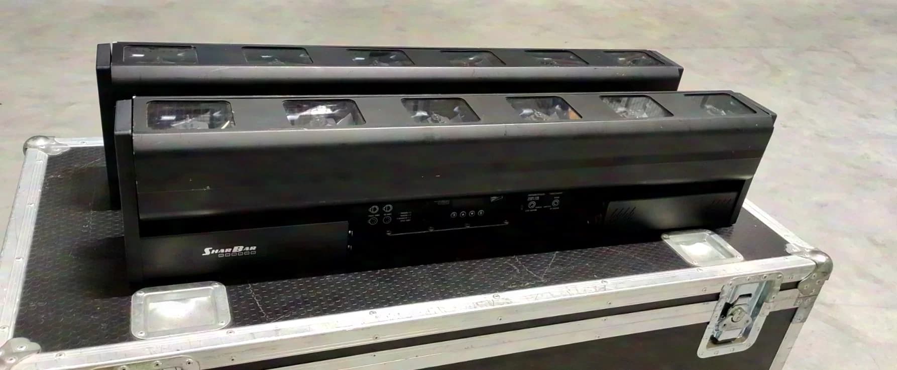 Clay Paky SharBar in flight case(6)