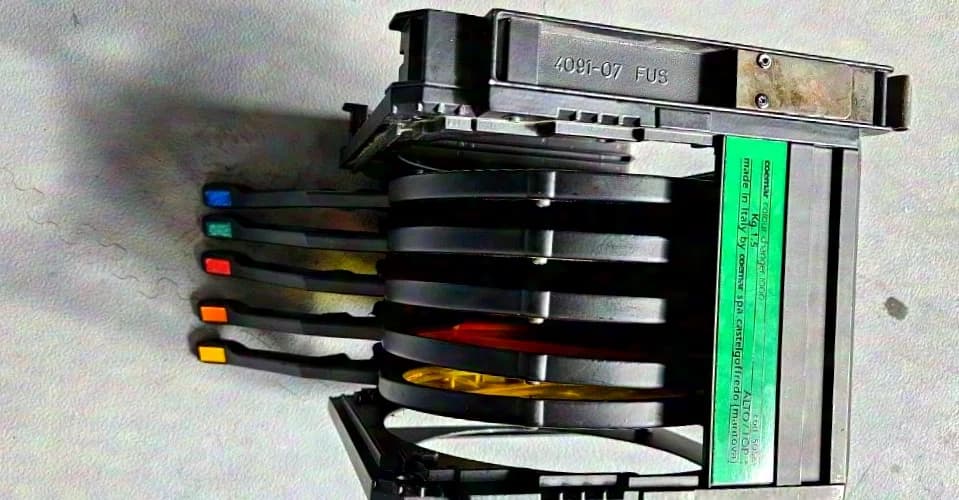 Coemar Testa 1200 MSR Followspot, incl. colour changer, stand, case