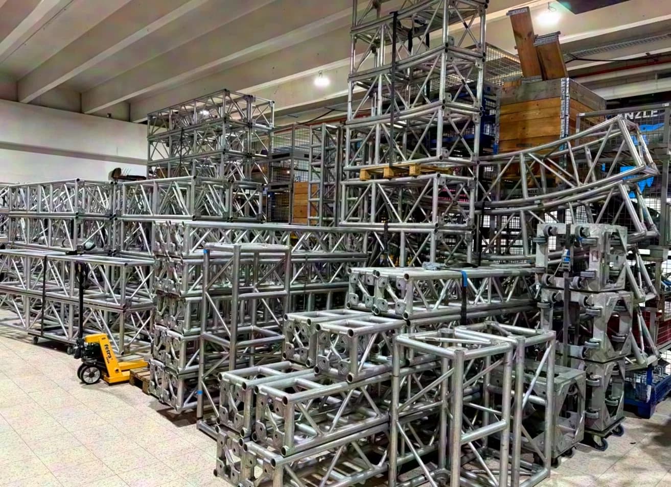 Contac GS Stage Roofs, MT Truss, TT Truss Ground Support Heavy-Duty Truss