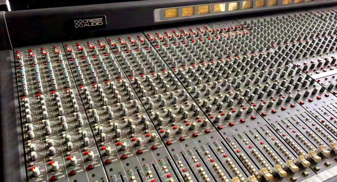 Crest X8 analog mixing console