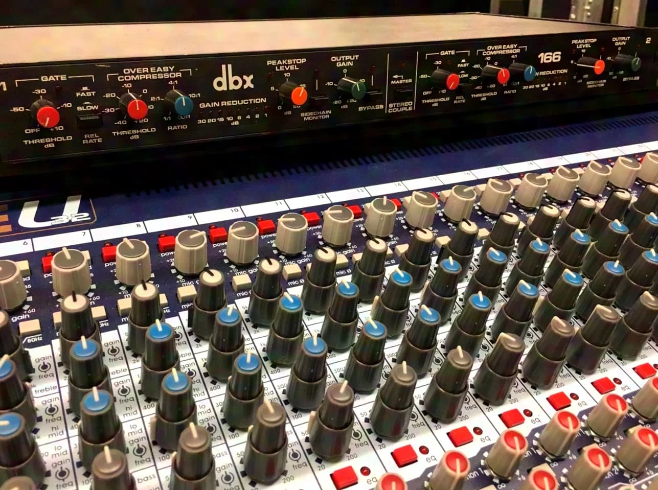 DBX 166