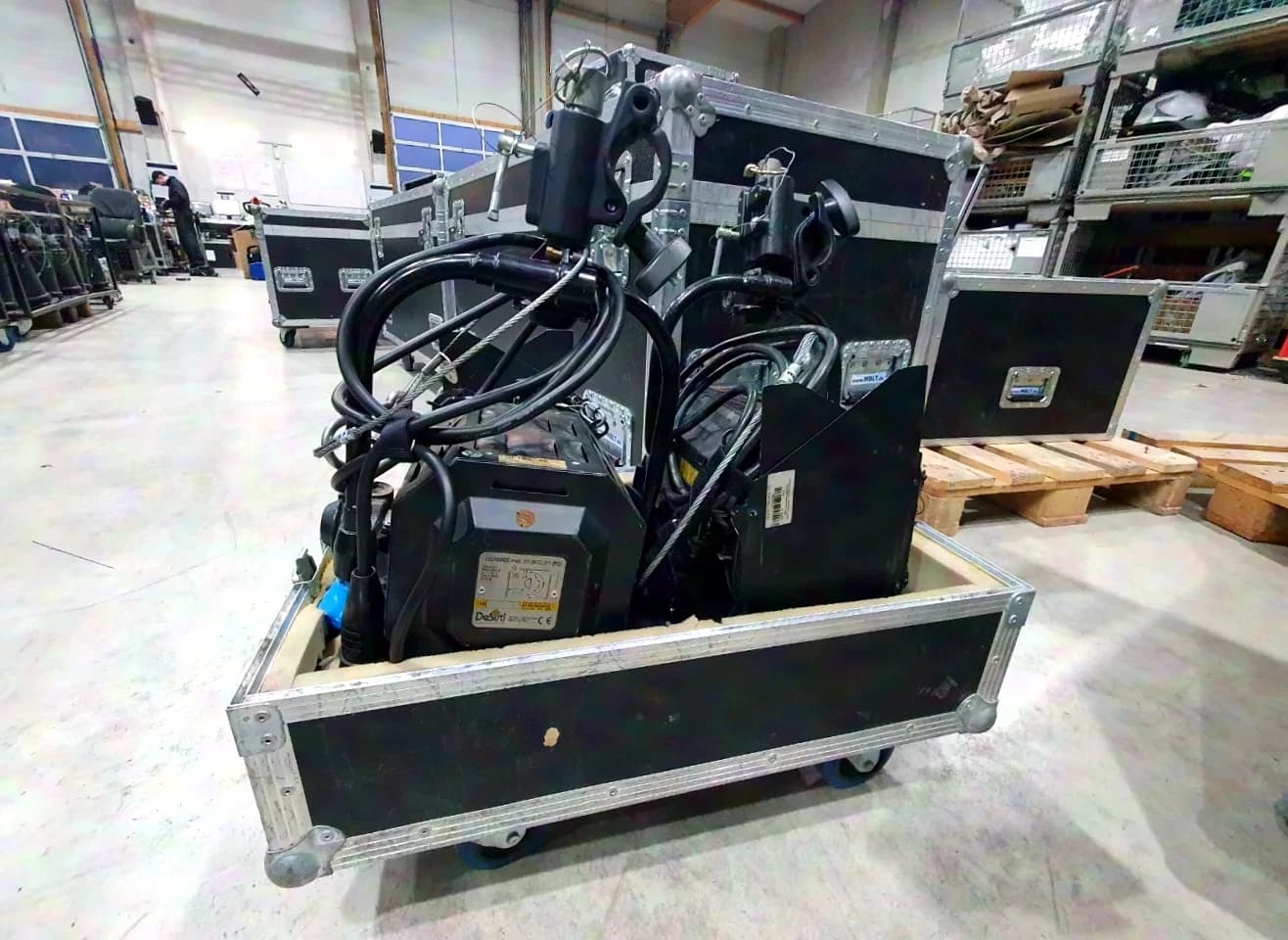 DESISTI Leonardo 311 P.O 1000 Watt Fresnel spotlight with Fresnel lens black "always provide the following no.: 42*"