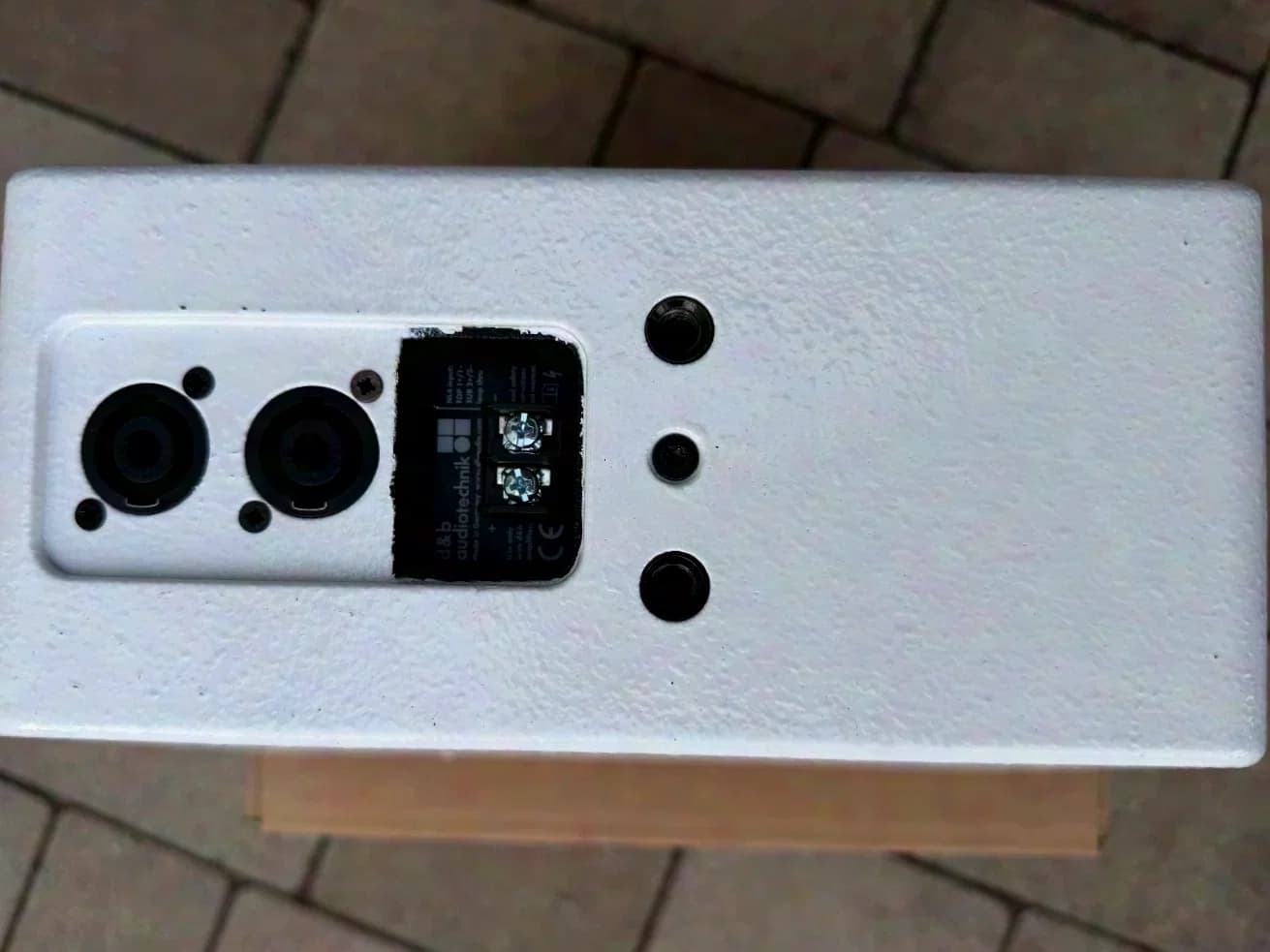 D&B Audiotechnik S5 Top White installation/Rental at RRP