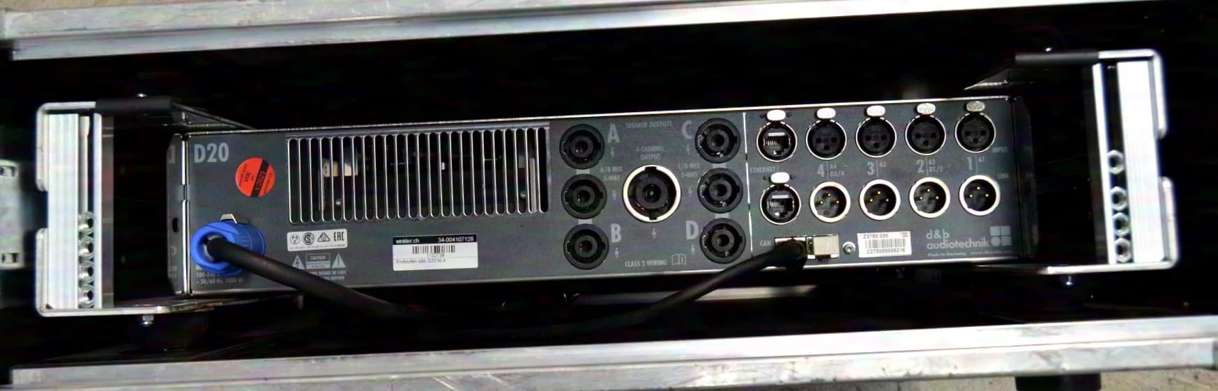 D&B D20