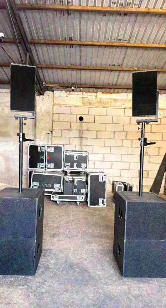 D&B Q set 2x Q7, 4x Q-sub, 2x D12