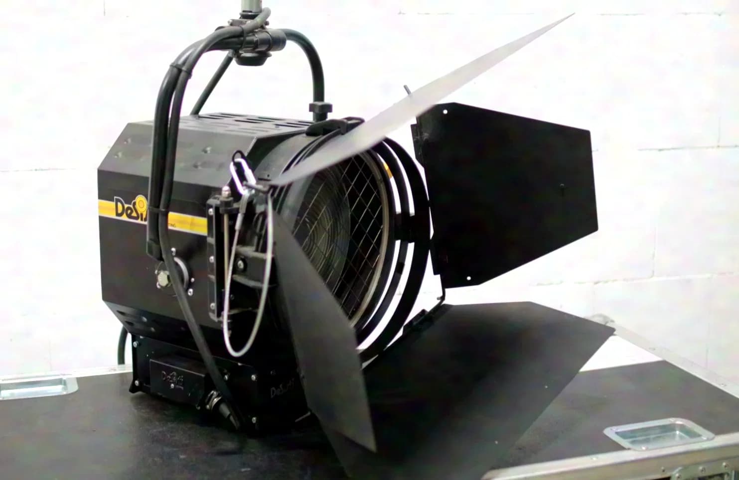 DeSisti Leonardo 2kW Fresnel P.O.
