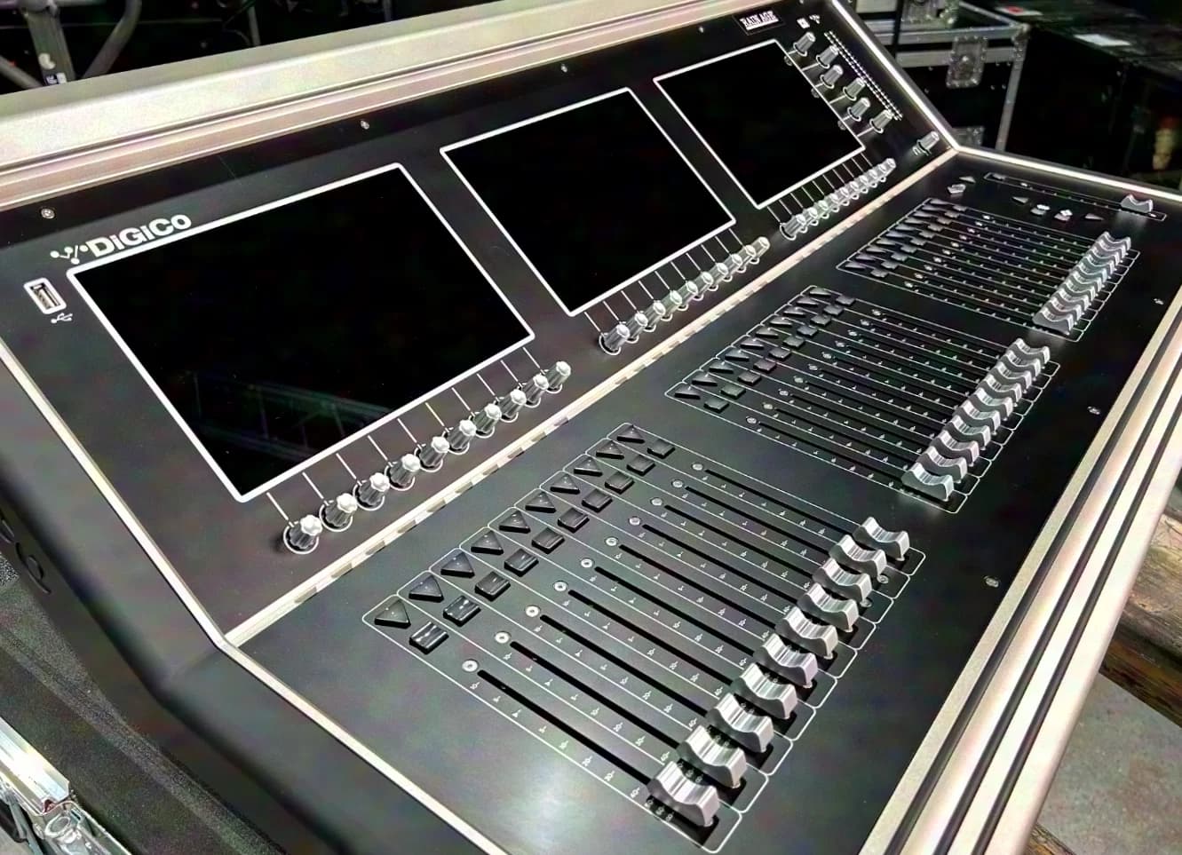 DiGiCo S31 incl. original Case
