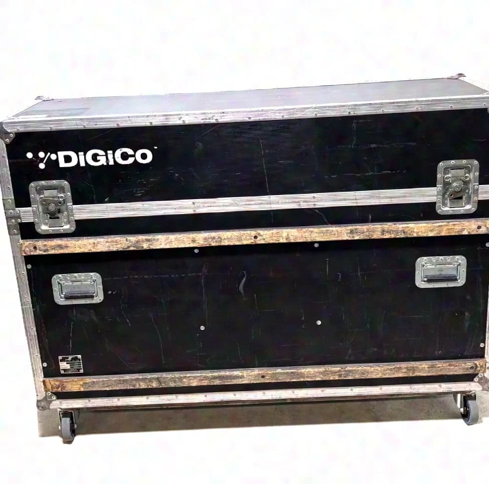 DiGiCo SD10 (Incl. Flightcase)
