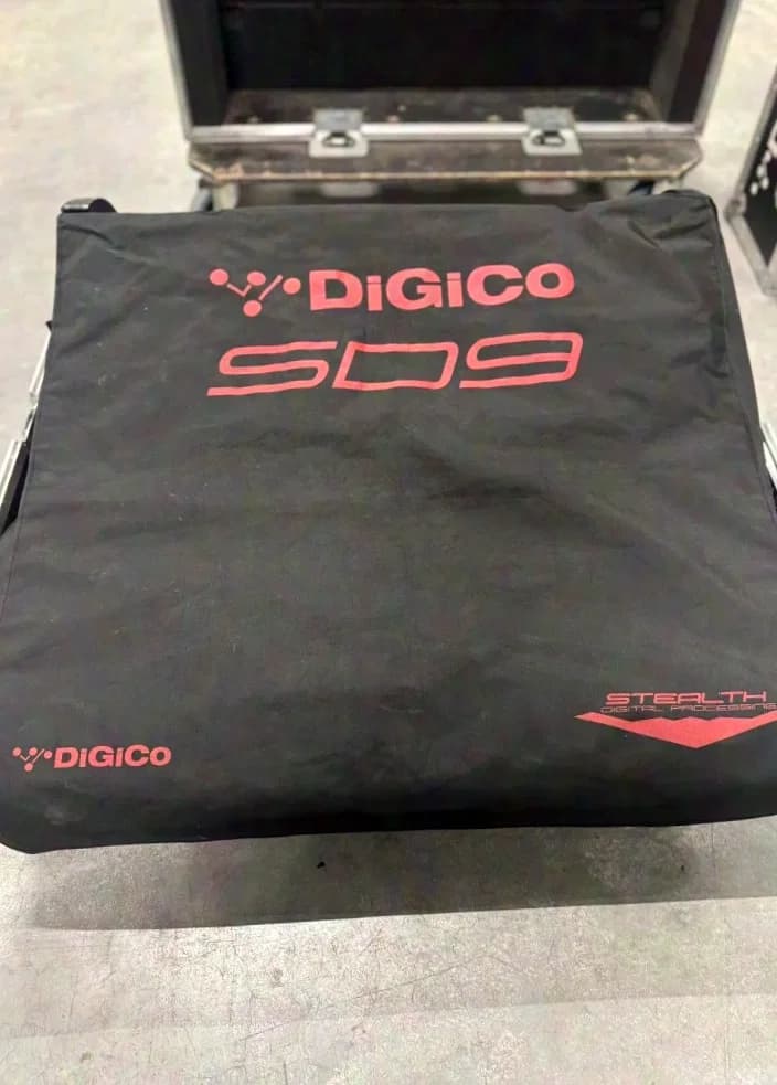 DiGiCo SD9 Core 2 |including D-Rack and Flight Case
