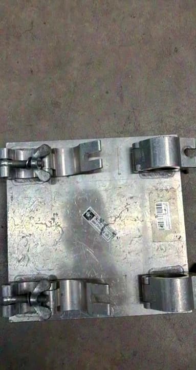 Various Truss Baseplates 40×40 cm with 4x Half Couplers