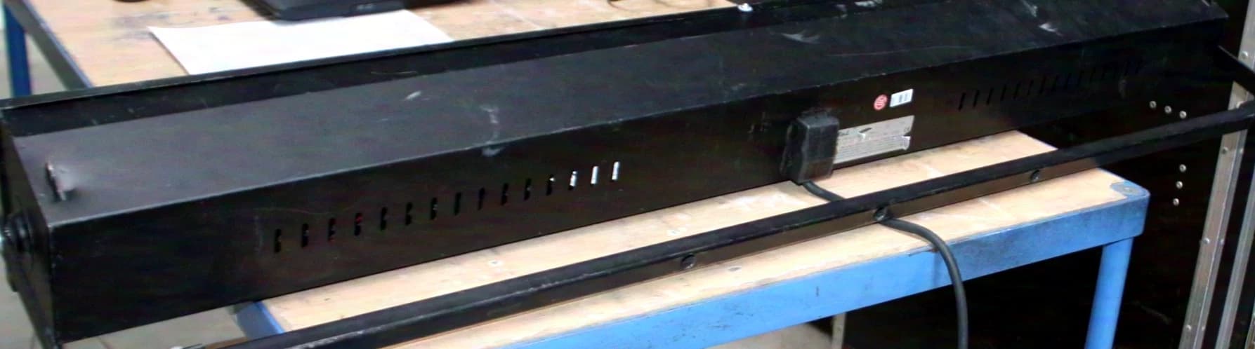 Various UV/blacklight floodlights, reflector housing, 120cm, 36 W
