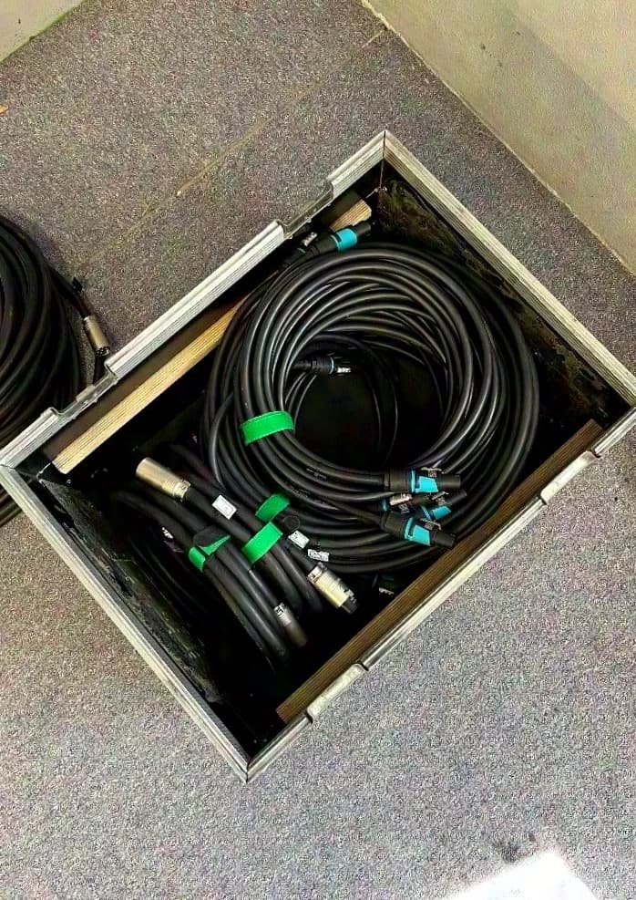 EAW EAW KF850 / SB850 complete PA system