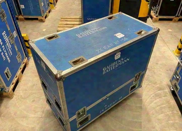EAW NT56 active speaker pair