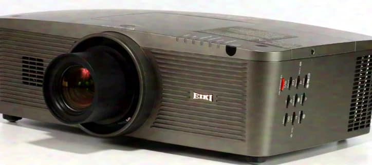 EIKI LC-WUL100