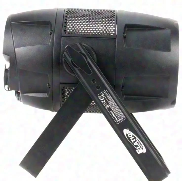 ELATION Arena Zoom Q7IP 7x 30 W RGBW LED Demo Unit Price Reduction