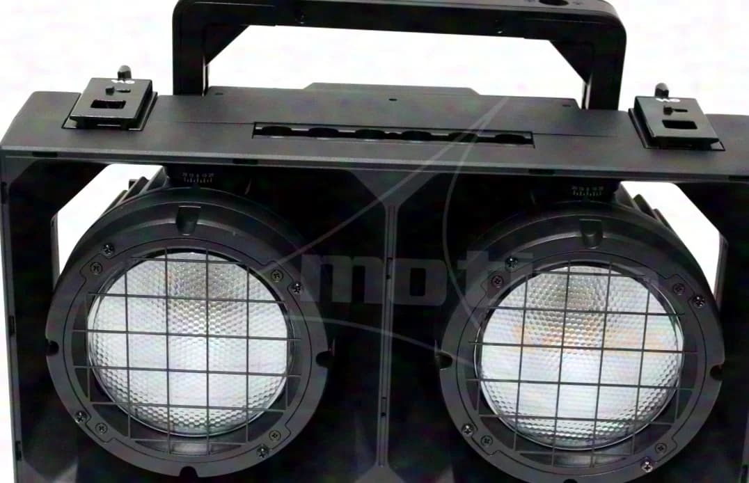 ELATION SŌL II Blinder IP65 (Single and 4-piece set in case)