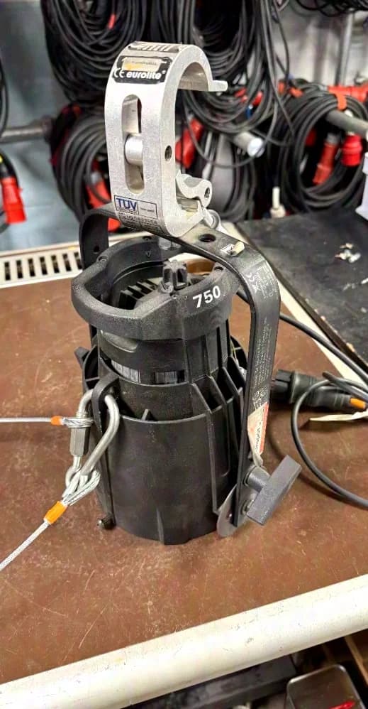 ETC S4 Source 4 Four 750W HPL Body for Zoom Tube