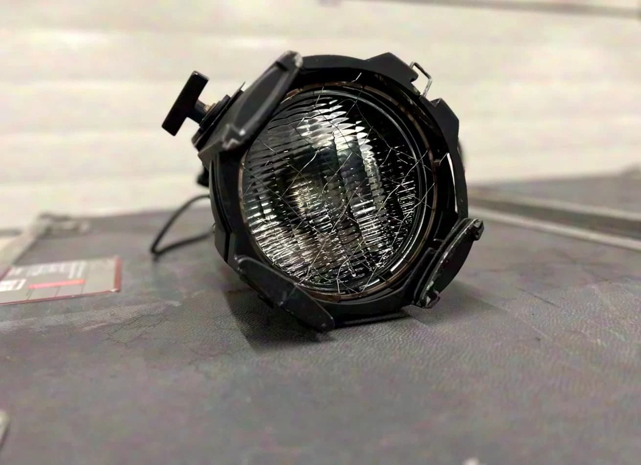 ETC Source FourPAR 575W Halogen | black