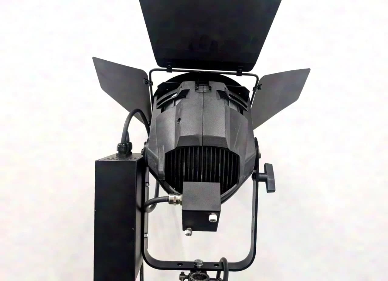 ETC Source Four EA Daylight PAR MSD575 - 6 pieces with case