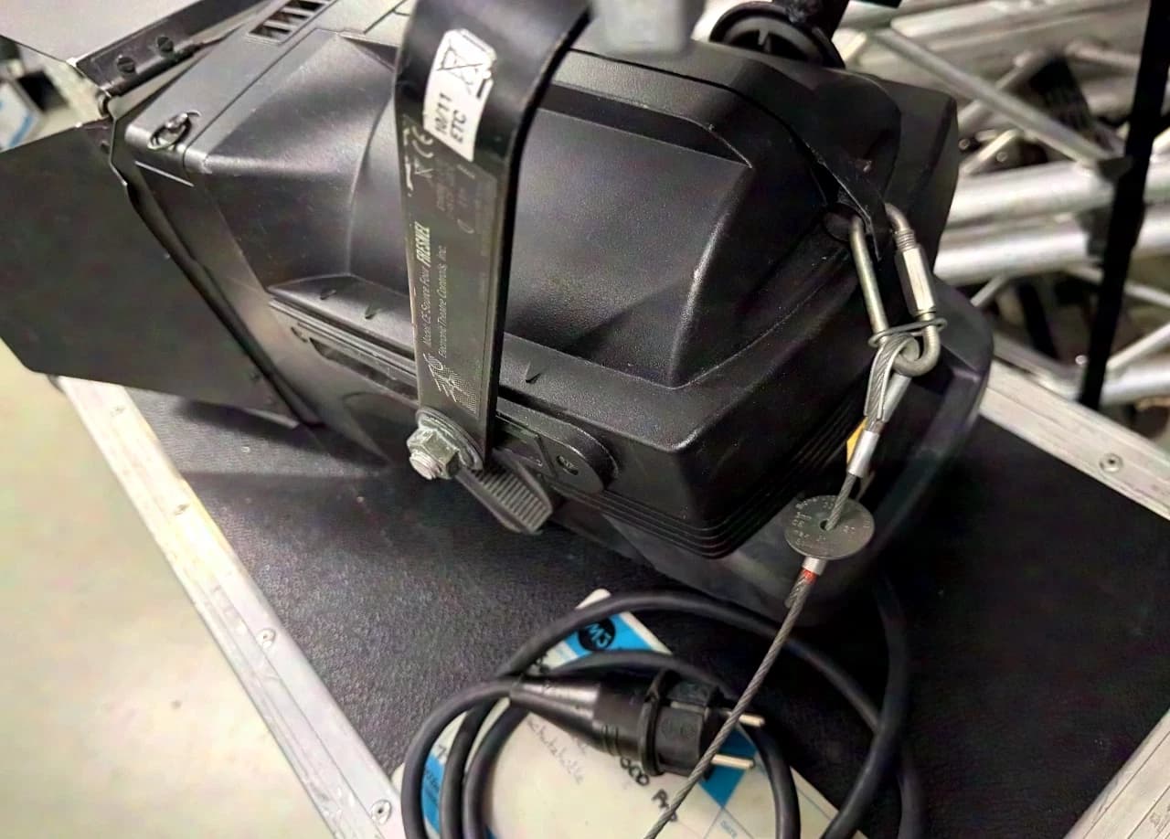 ETC Source Four Fresnel 750W