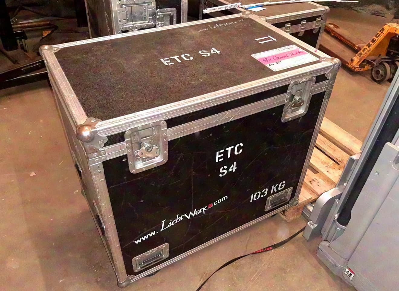 Easy Pack Case for 6x ETC S4 fixtures or comparable equipment
