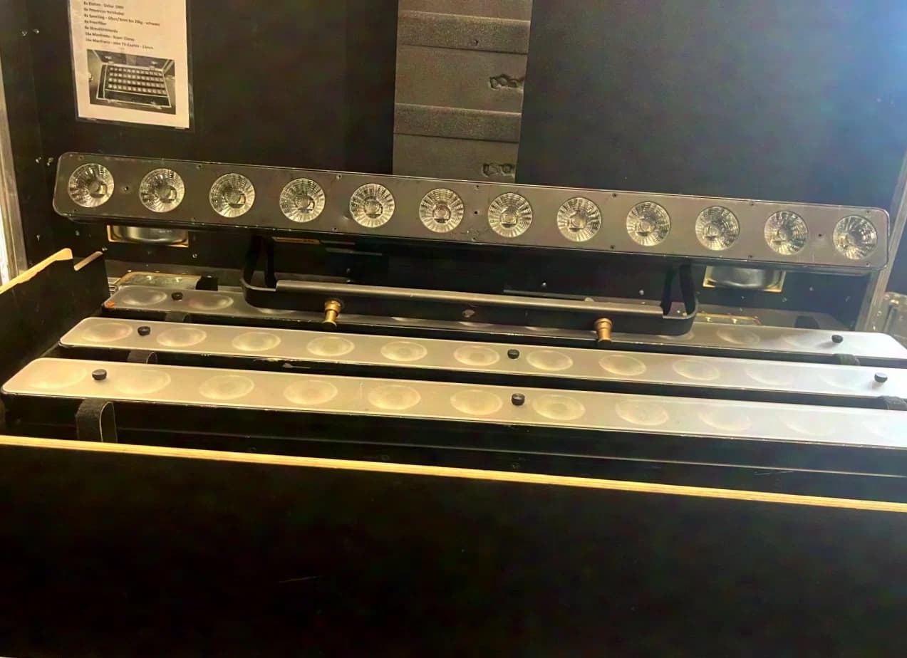 Elation Sixbar 1000