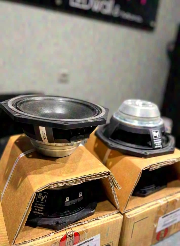Electro Voice DVN 2080