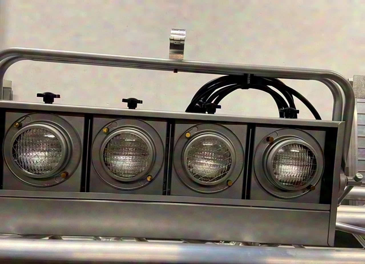 Eurolite Blinder 4-fold reduced