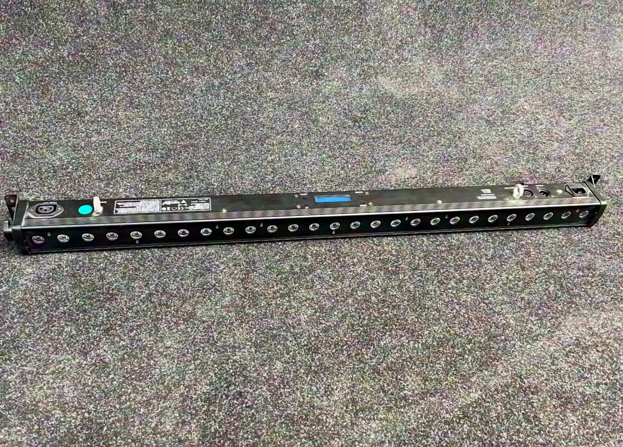 Eurolite LED BAR-27 RGB 27 x 1 Watt