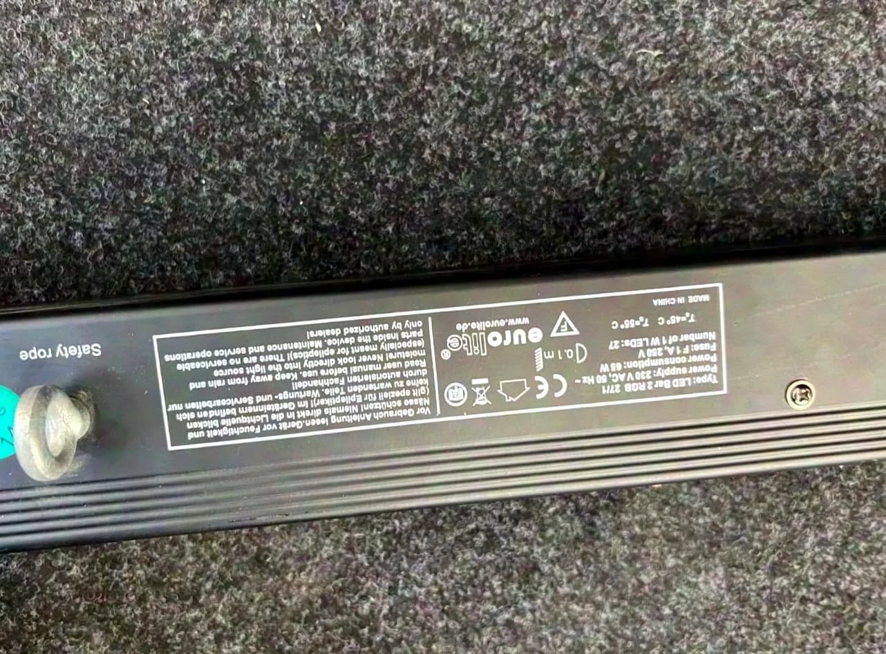 Eurolite LED BAR-27 RGB 27 x 1 Watt