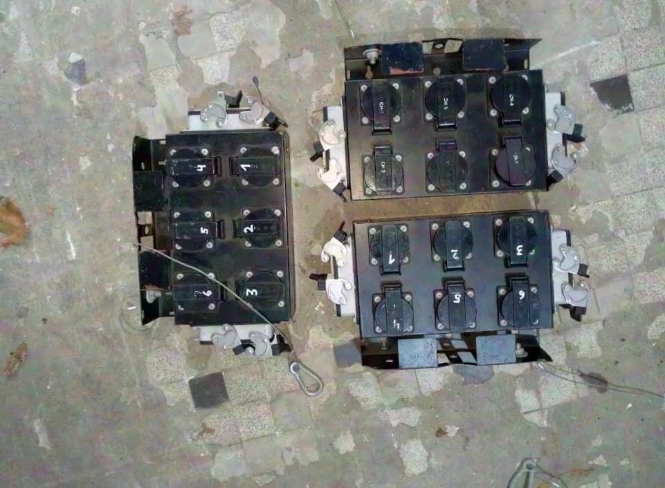 Eurolite Plugbox Harting to Schuko 6-channel loop-through SB 616x, HAN 16, Laka, load multicore