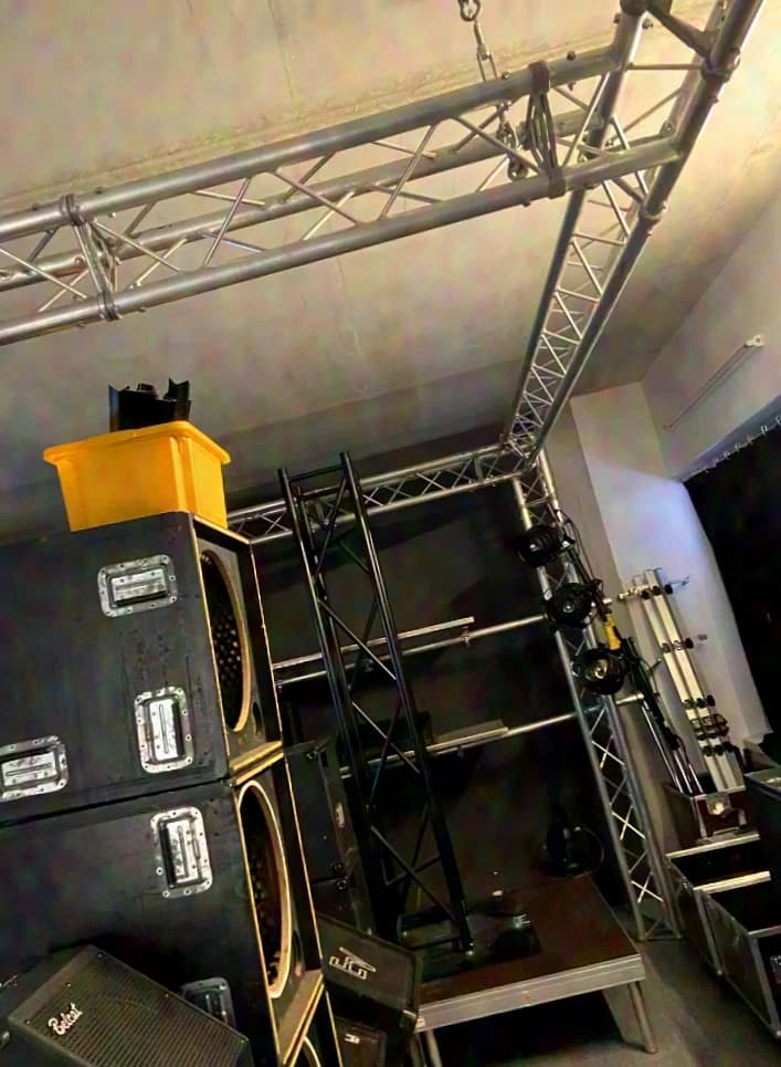 Expotruss 25 3-Point Truss System