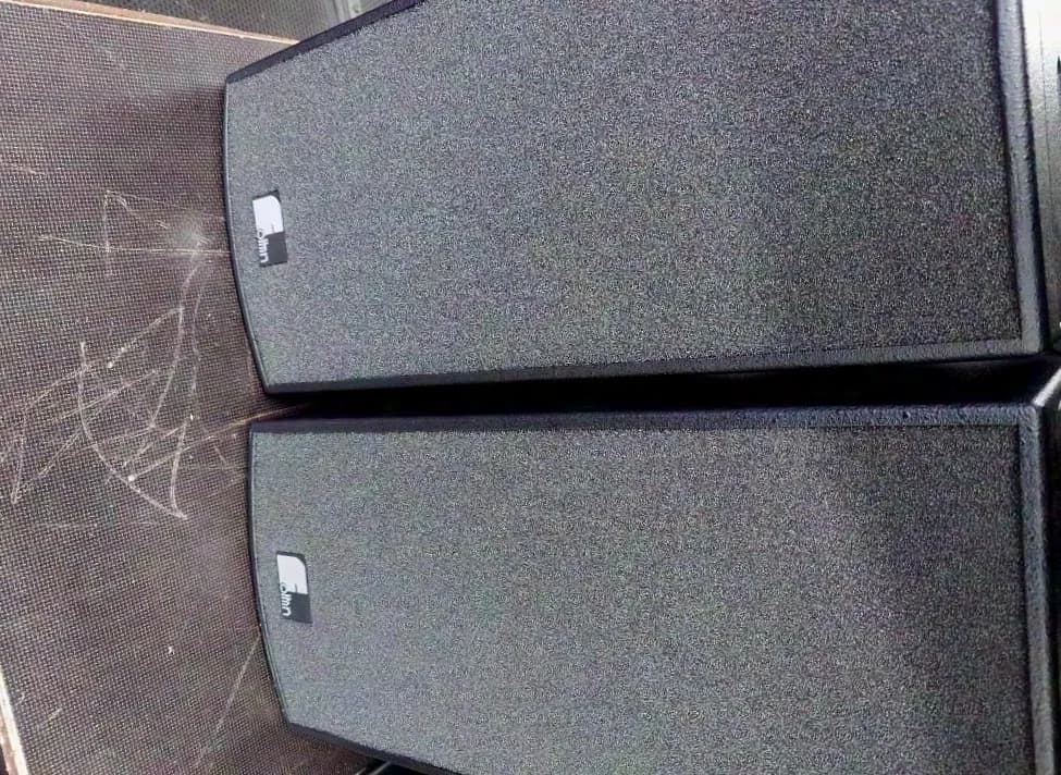 Fohhn FP-22 1x FP22 battery-powered speaker with wireless microphones Beyerdynamic TG500