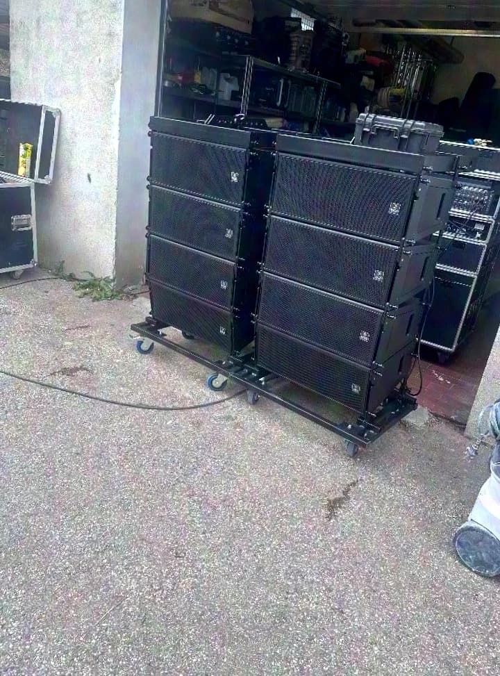 Fos Ihos dilos line array and subs Fos Ihos dilos line array and subs