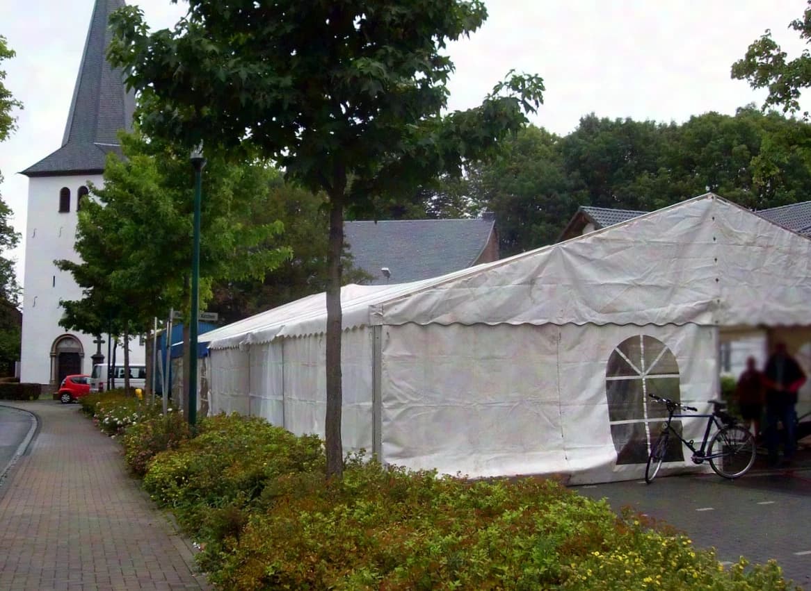 Used marquee 10x23m